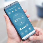 التحكم الذكي في التكييف: كيف يعزز نظام المنزل الذكي راحة منزلك وكفاءته