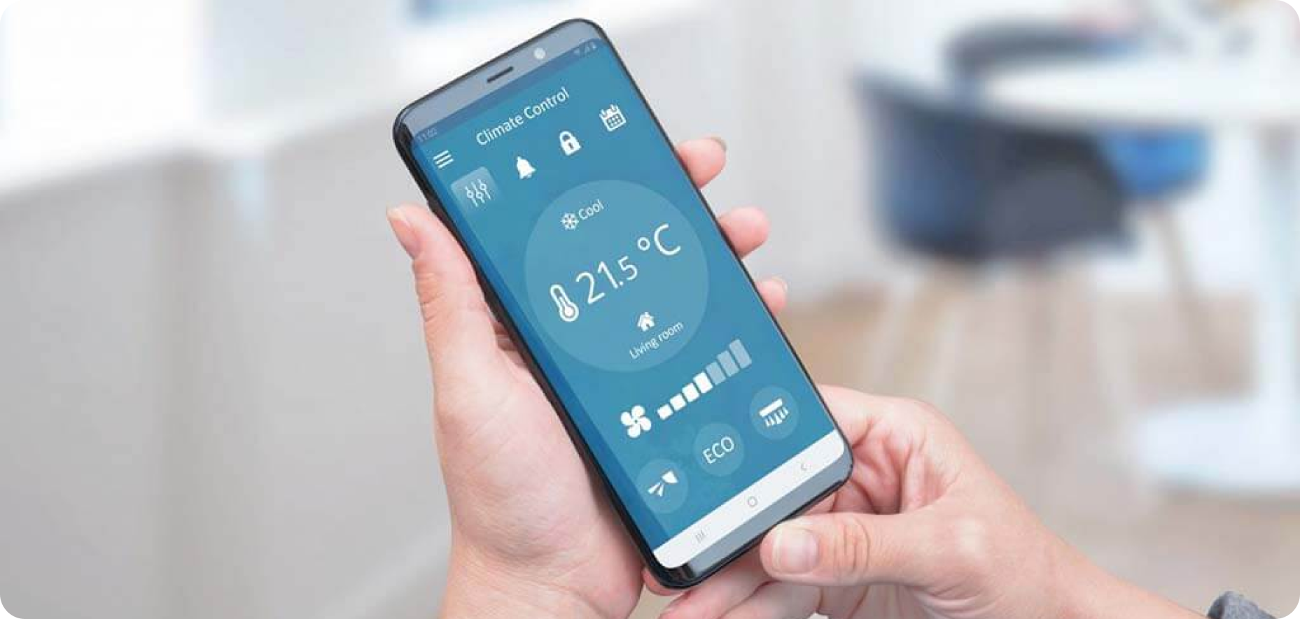 التحكم الذكي في التكييف: كيف يعزز نظام المنزل الذكي راحة منزلك وكفاءته